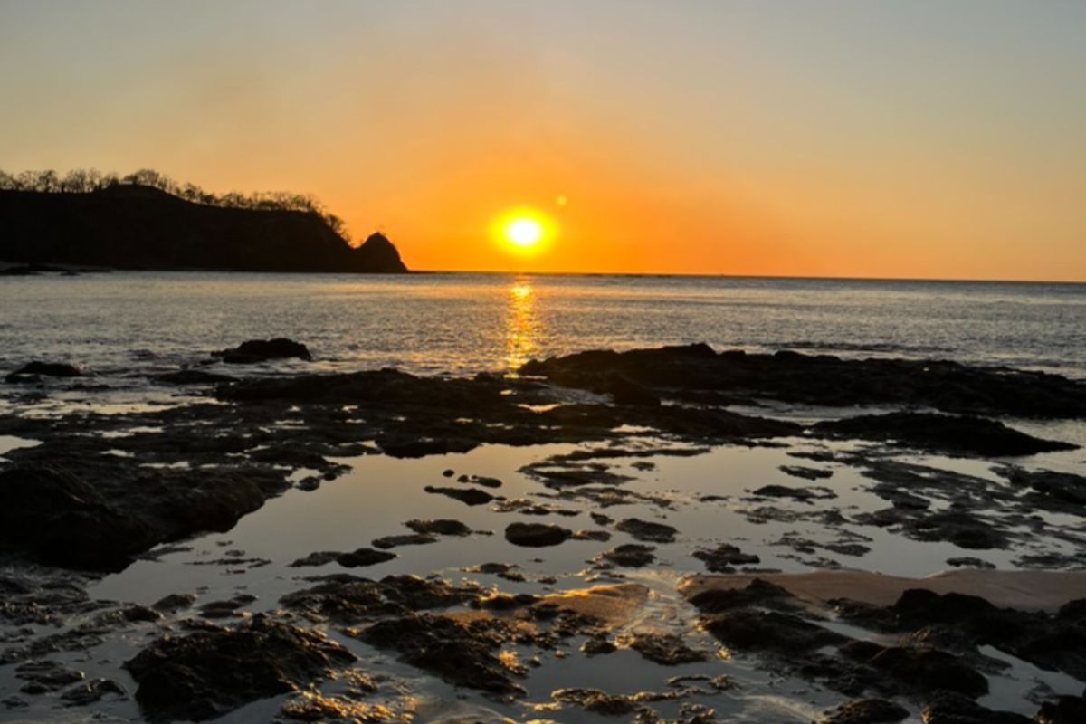 Playas del coco Un coucher de soleil près de el Coco, au Costa Rica
