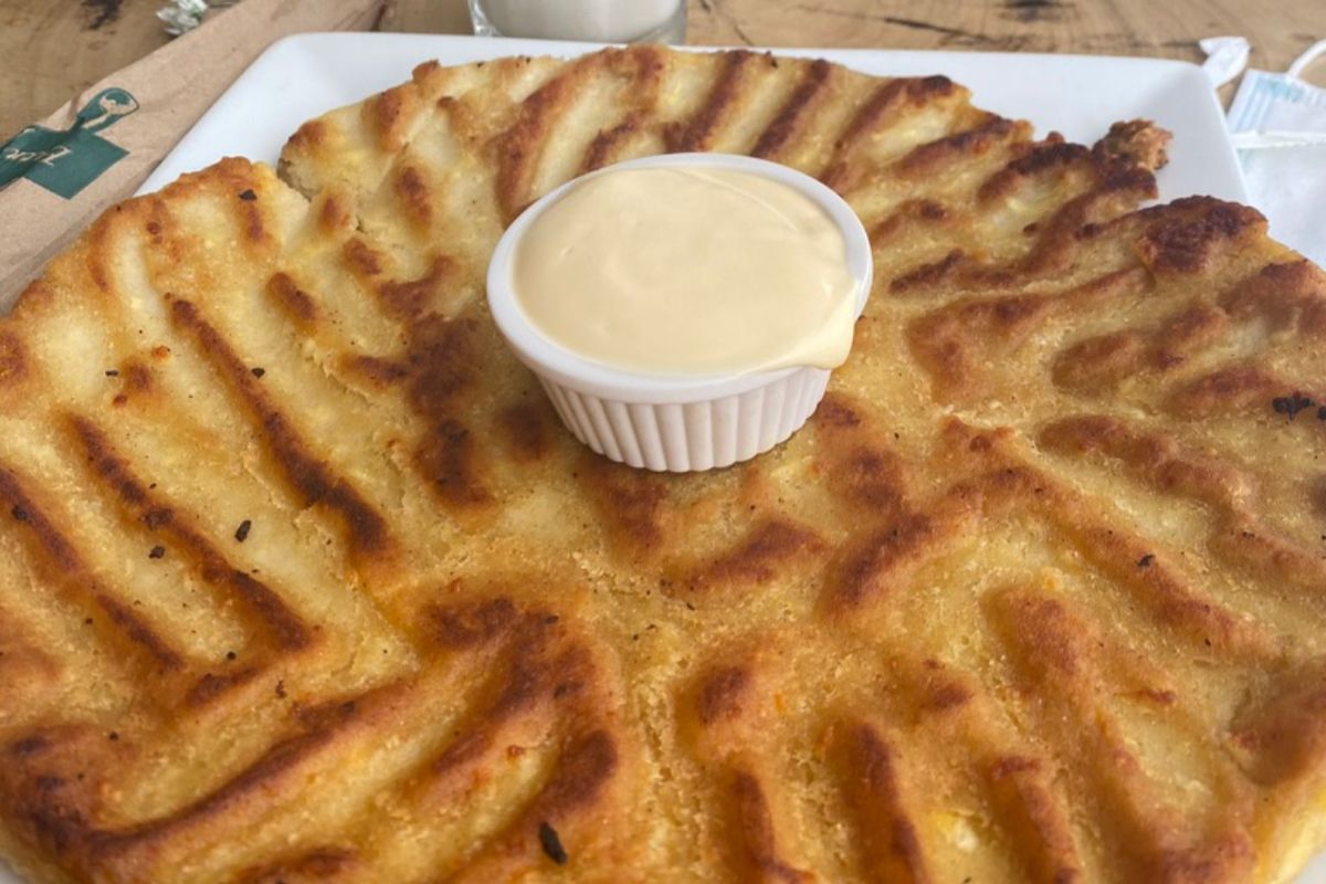tortilla Tortilla con queso, un plat généralement servi pour le goûter au Costa Rica